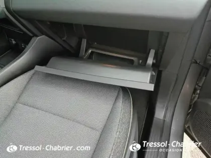 Photo 15 Renault Captur  E-Tech full hybrid 145 Techno