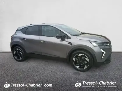 Photo 28 Renault Captur  E-Tech full hybrid 145 Techno