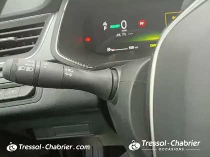 Photo 16 Renault Captur  E-Tech full hybrid 145 Techno