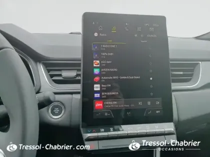 Photo 10 Renault Captur  E-Tech full hybrid 145 Techno