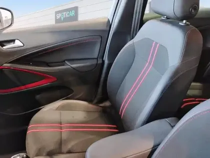 Photo 8 Opel Crossland  1.2 Turbo 110 ch BVM6 GS Line