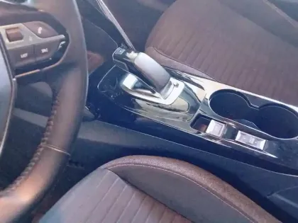 Photo 16 Peugeot 2008  Electrique 136 ch Active