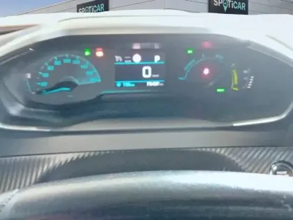 Photo 20 Peugeot 2008  Electrique 136 ch Active