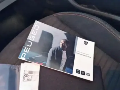 Photo 15 Peugeot 2008  Electrique 136 ch Active