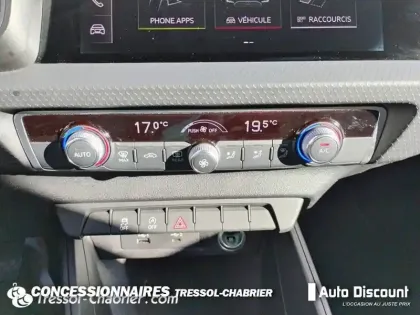 Photo 12 Audi A1  Sportback 25 TFSI 95 ch S tronic 7 Design