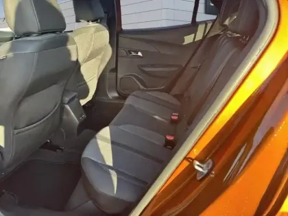 Photo 22 Peugeot 2008  PureTech 100 S&S BVM6 Allure