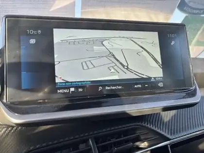 Photo 10 Peugeot 2008  PureTech 100 S&S BVM6 Allure