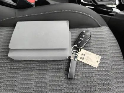 Photo 15 Opel Corsa  1.2 75 ch BVM5 Edition