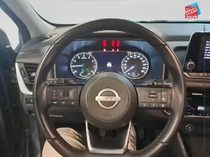 Photo 11 Nissan Qashqai  1.3 Mild Hybrid 140ch Business Edition Camera