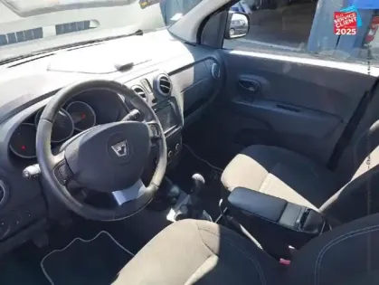 Photo 14 Dacia Lodgy  1.2 TCe 115ch Stepway Euro6 7 places