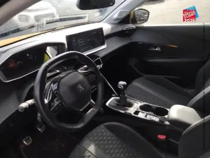 Photo 29 Peugeot 208 Gén. II Ph1 NG Roadtrip 5