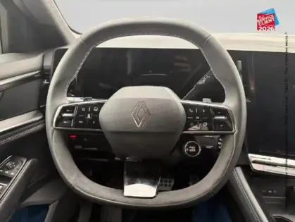 Photo 26 Renault Rafale  1.2 E-Tech hyper hybrid 300ch esprit Alpine 4x4 - 25