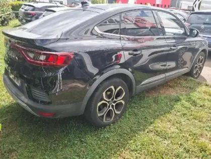 Photo 5 Renault Arkana  1.3 TCe mild hybrid 140ch Techno EDC -22 GPS Camera