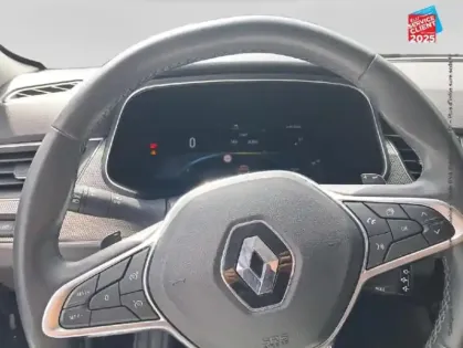 Photo 11 Renault Arkana  1.3 TCe mild hybrid 140ch Techno EDC -22 GPS Camera