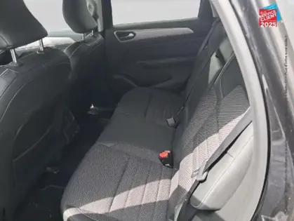 Photo 10 Renault Arkana  1.3 TCe mild hybrid 140ch Techno EDC -22 GPS Camera