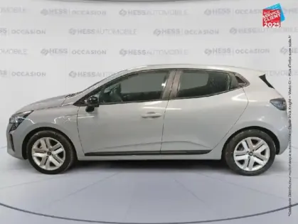 Photo 3 Renault Clio  1.6 E-Tech 145ch full hybrid Evolution - 24