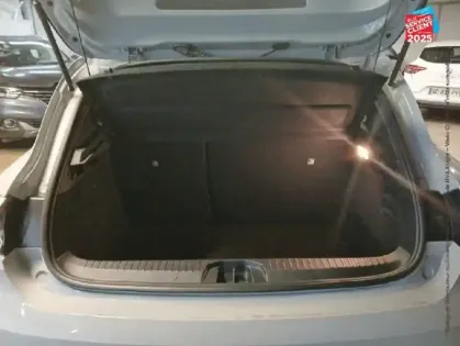 Photo 5 Renault Clio  1.6 E-Tech 145ch full hybrid Evolution - 24