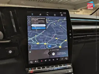 Photo 13 Renault Espace  1.2 E-Tech full hybrid 200ch Iconic 7 Places