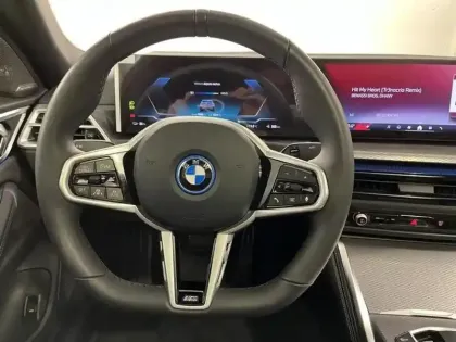 Photo 5 BMW I4  eDrive40 340ch M Sport