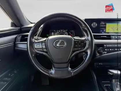 Photo 26 Lexus Es  300H BUSINS PLUS MY21 TOUVRANT SIEG CHAUF GPS CAMERA