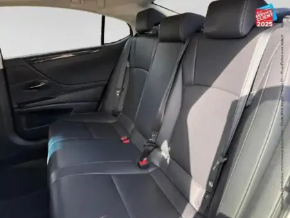 Photo 10 Lexus Es  300H BUSINS PLUS MY21 TOUVRANT SIEG CHAUF GPS CAMERA