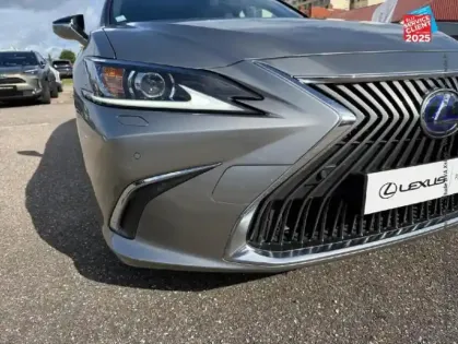 Photo 12 Lexus Es  300H BUSINS PLUS MY21 TOUVRANT SIEG CHAUF GPS CAMERA