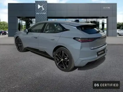 Photo 6 DS DS 4 N°4 Hybride 145ch Jules Verne