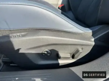 Photo 11 DS DS 4 N°4 Hybride 145ch Jules Verne