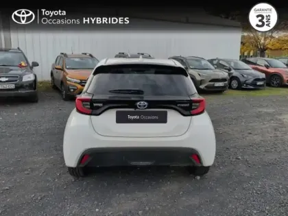 Photo 3 Toyota Yaris  116h Design 5p MY22