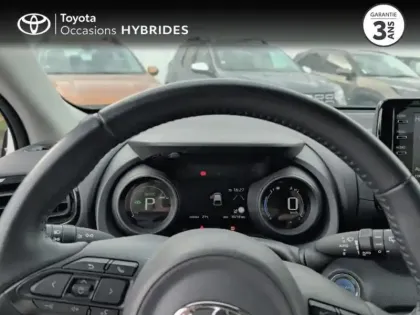 Photo 12 Toyota Yaris  116h Design 5p MY22