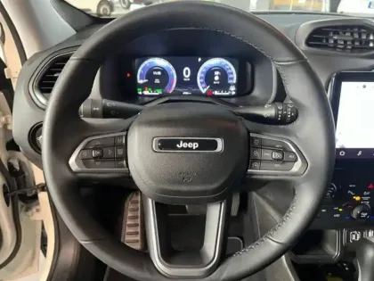 Photo 14 Jeep Renegade  1.5 Turbo T4 130ch MHEV Summit BVR7