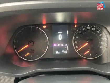 Photo 13 Renault Trafic Gén. III (F82) Ph3 Grand Confort 4