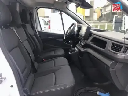 Photo 6 Renault Trafic Gén. III (F82) Ph3 Grand Confort 4