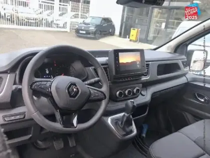 Photo 5 Renault Trafic Gén. III (F82) Ph3 Grand Confort 4