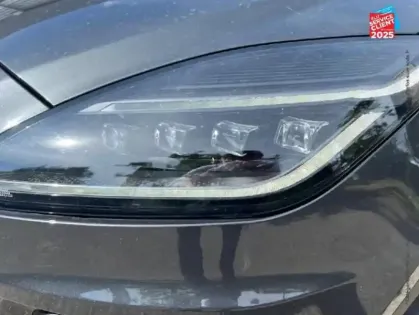 Photo 12 Jaguar E-Pace  P300e PHEV 309ch R-Dynamic HSE