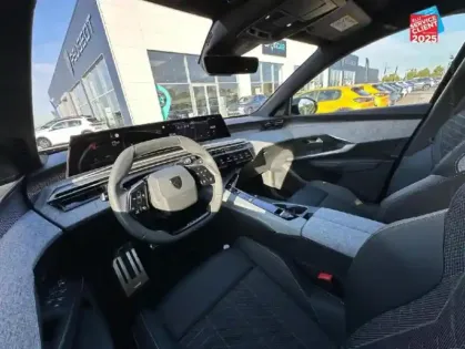 Photo 14 Peugeot 3008  1.2 Hybrid 145ch GT e-DCS6