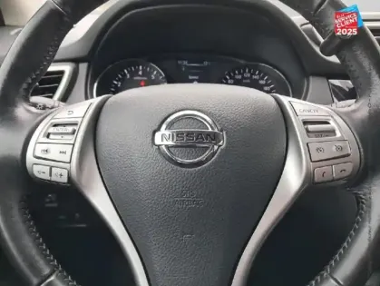 Photo 11 Nissan Qashqai  1.2L DIG-T 115ch N-Connecta Xtronic Camera