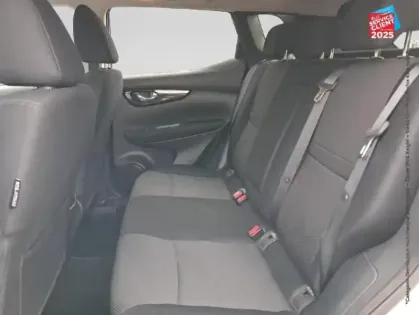 Photo 10 Nissan Qashqai  1.2L DIG-T 115ch N-Connecta Xtronic Camera