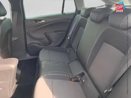 Photo 10 Opel Astra Sports Tourer  1.4 Turbo 150ch Start&Stop Innovation Automatique