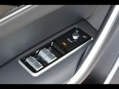 Photo 29 Jaguar F-Pace  P400e Plug-in-Hybrid R-Dynamic S BVA8 AWD