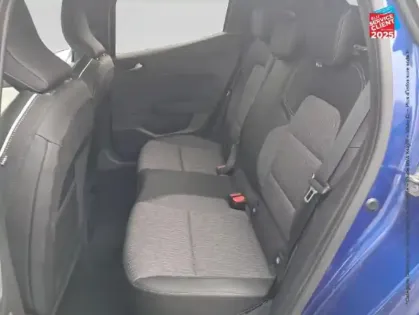 Photo 10 Renault Clio  1.6 E-Tech hybride 145ch Techno Camera GPS