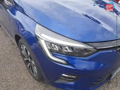 Photo 12 Renault Clio  1.6 E-Tech hybride 145ch Techno Camera GPS