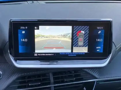 Photo 14 Peugeot 2008  e- 136ch Allure Pack