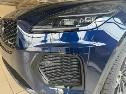 Photo 27 Jaguar E-Pace  P300e PHEV 309ch R-Dynamic SE