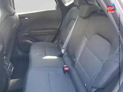 Photo 10 Renault Captur  1.6 E-Tech full hybrid 145ch Evolution