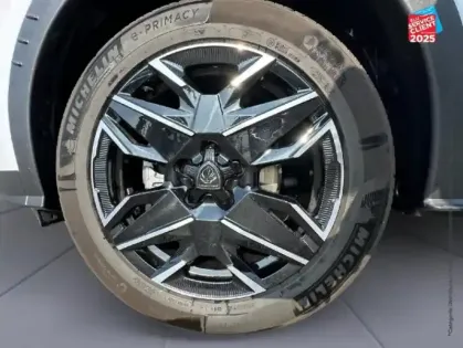 Photo 9 Peugeot 3008  1.2 Hybrid 145ch GT e-DCS6