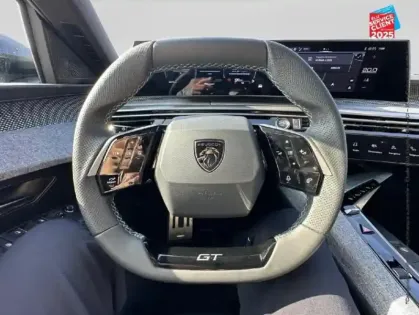 Photo 11 Peugeot 3008  1.2 Hybrid 145ch GT e-DCS6