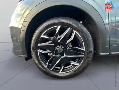 Photo 24 Peugeot 3008  1.2 Hybrid 145ch GT e-DCS6