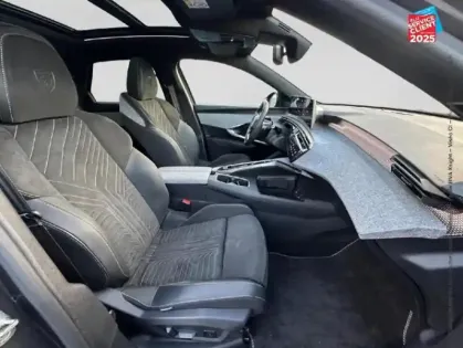 Photo 19 Peugeot 3008  1.2 Hybrid 145ch GT e-DCS6