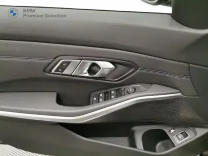 Photo 10 BMW Serie 3 Série 3 Touring 320eA 204ch M Sport